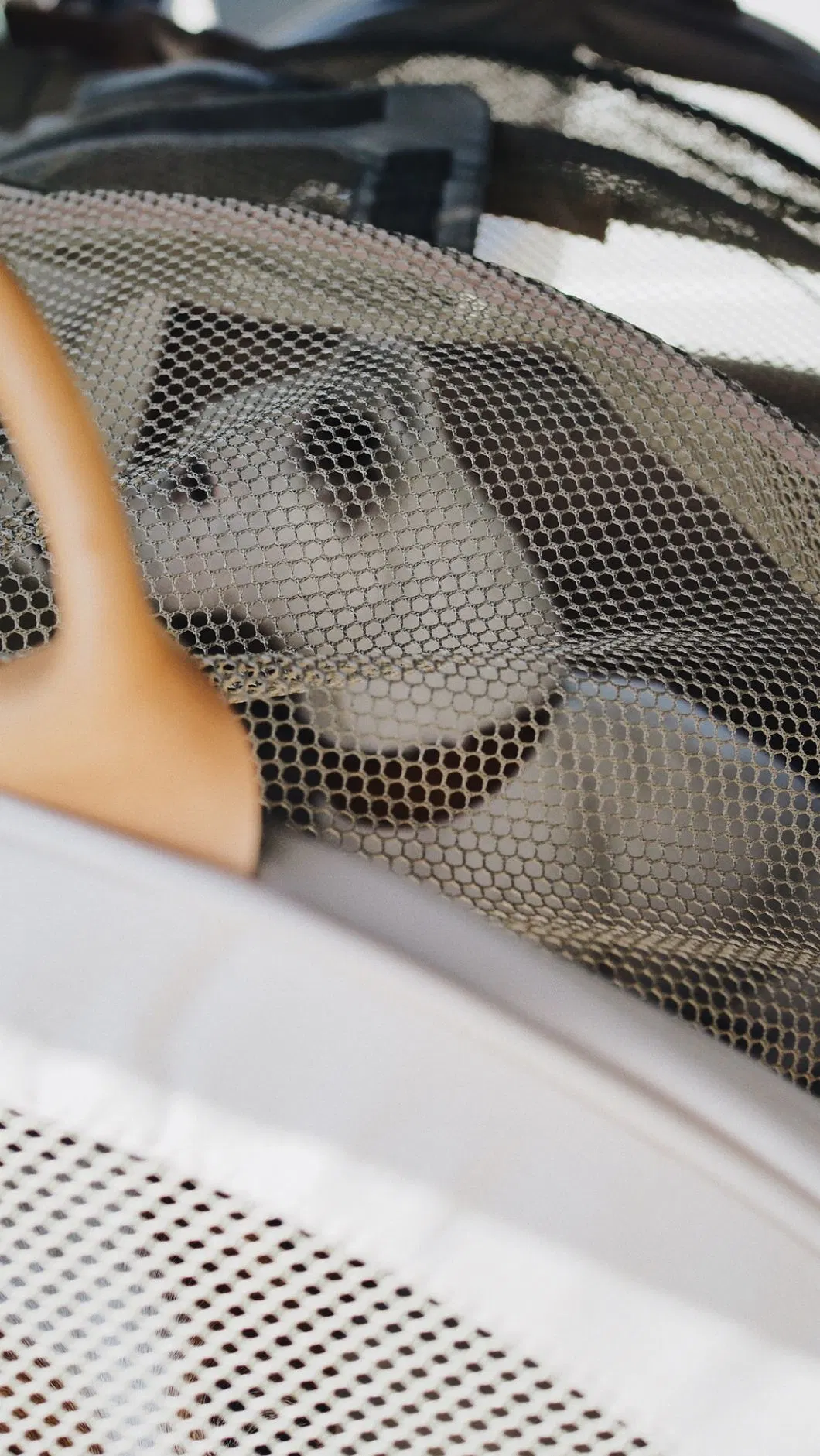 Round Eco Friendly Foldable Sofa Dog Car Seat Bed Car Transportation House Dog Bed